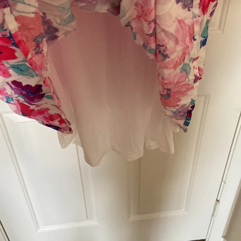 Emily Wonder  dress - Picture 5 of 8